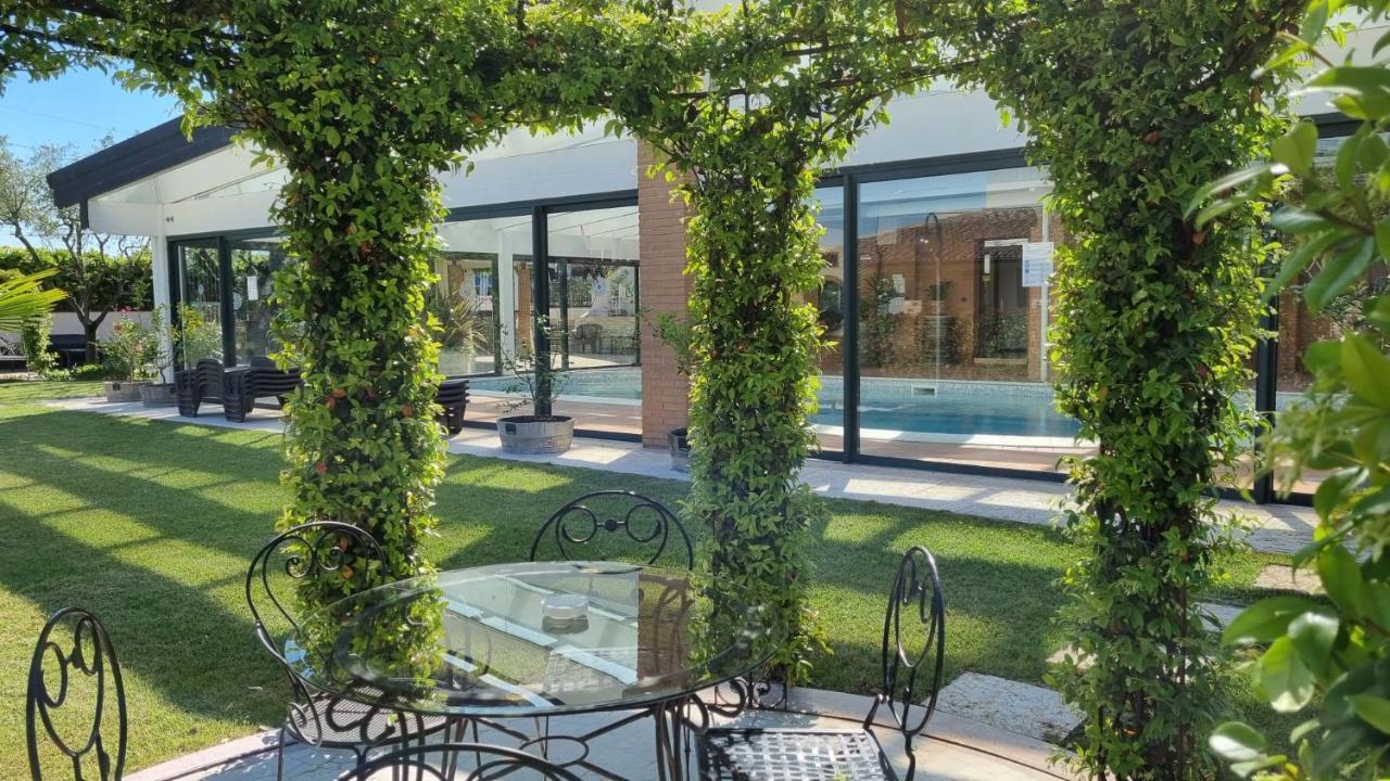 Fontana Oasis Apartments Castelnuovo del Garda Dış mekan fotoğraf