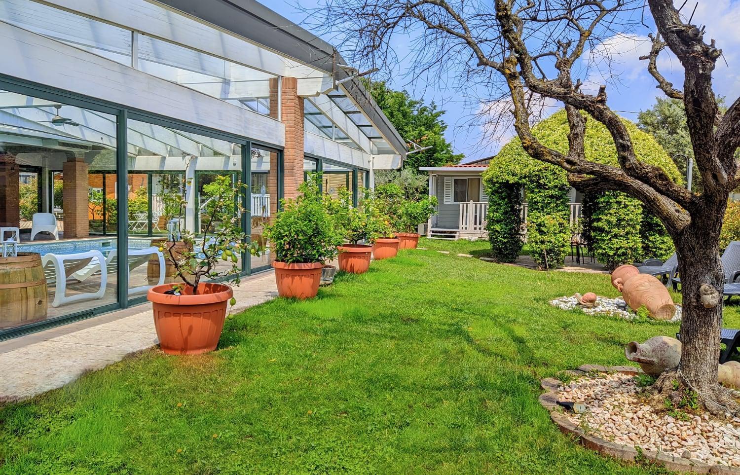 Fontana Oasis Apartments Castelnuovo del Garda Dış mekan fotoğraf