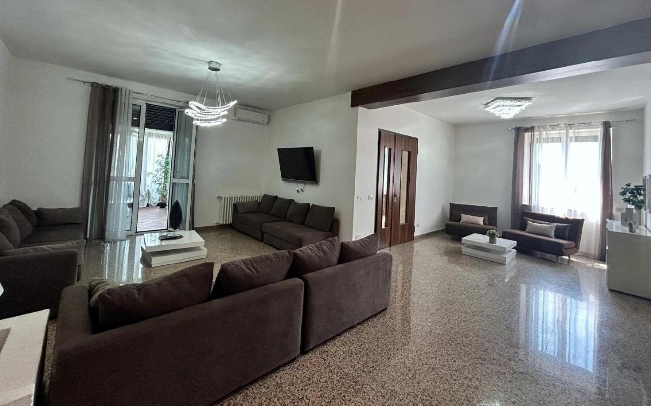 Fontana Oasis Apartments Castelnuovo del Garda Oda fotoğraf