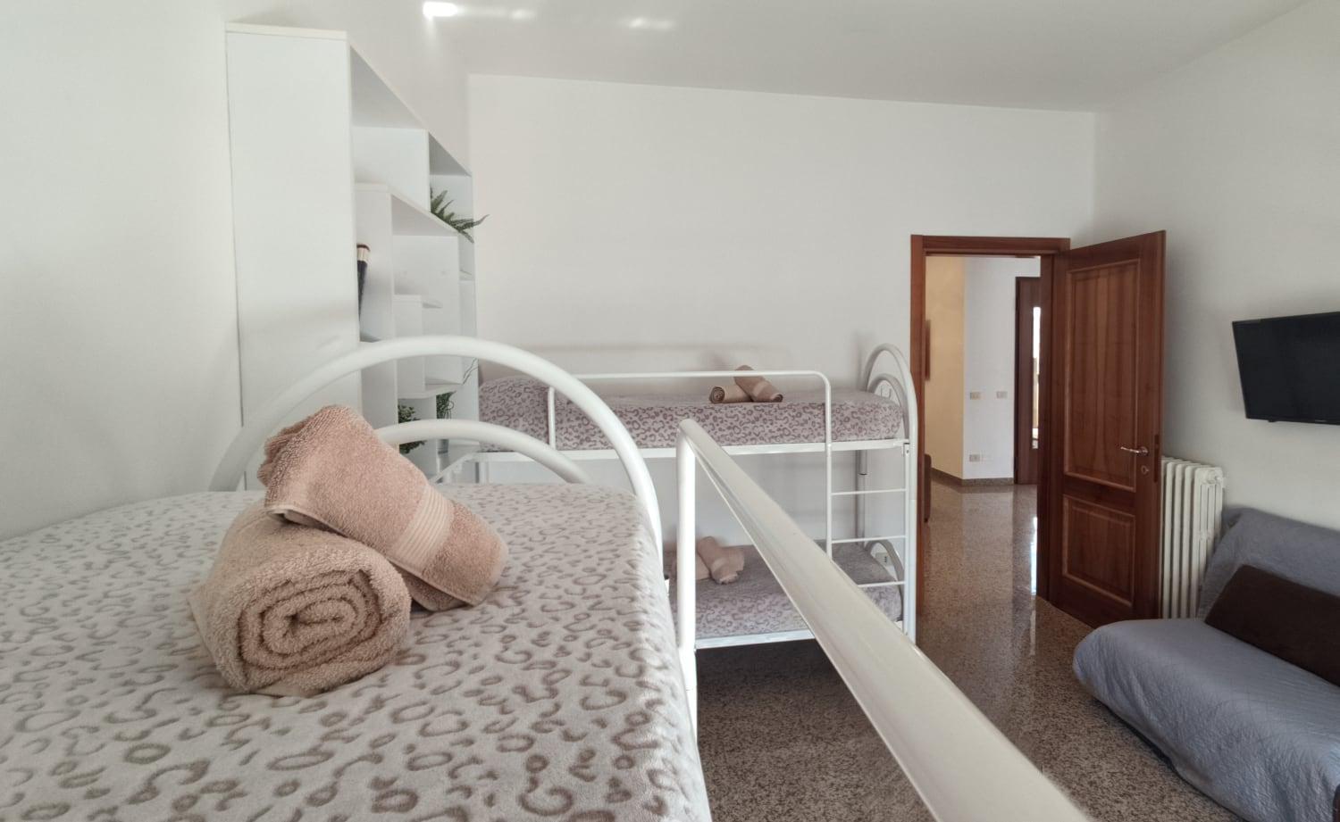 Fontana Oasis Apartments Castelnuovo del Garda Oda fotoğraf
